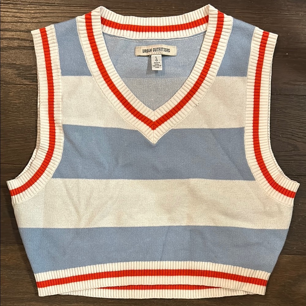 Striped crop sweater vest